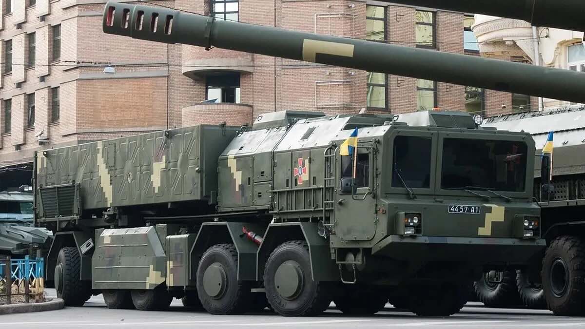 Україна запускає серійне виробництво балістичної ракети Сапсан / Фото: відкриті джерела